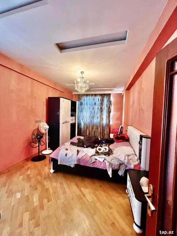 Satılır 3 otaqlı yeni tikili 122 m²