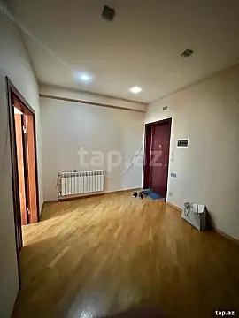 Satılır 3 otaqlı yeni tikili 122 m²