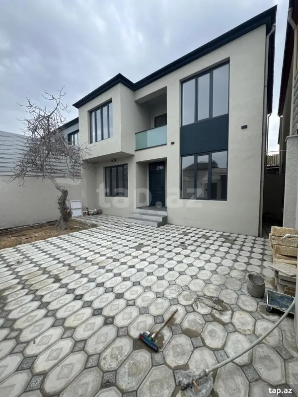 Satılır 4 otaqlı həyət evi