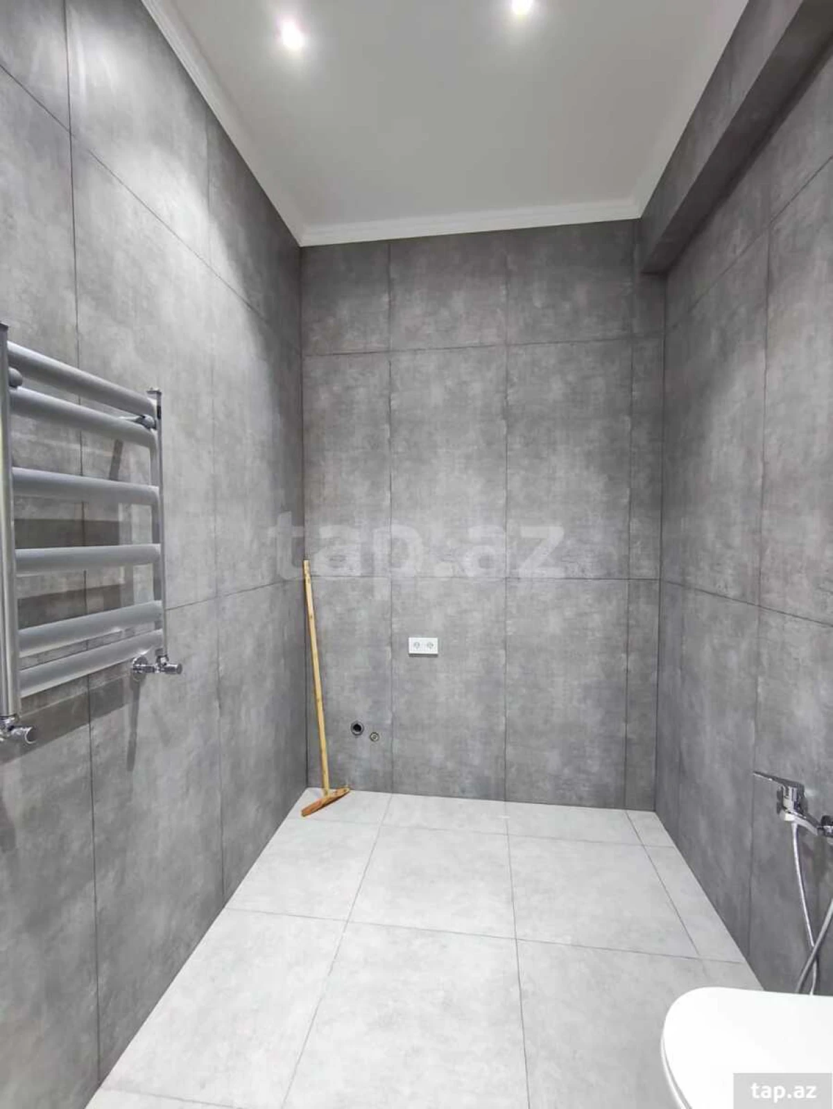 Kirayə verilir 2 otaqlı yeni tikili 80 m²