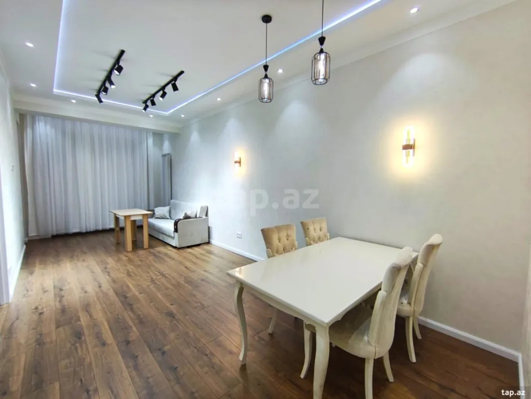 Kirayə verilir 2 otaqlı yeni tikili 80 m²