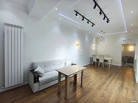 Kirayə verilir 2 otaqlı yeni tikili 80 m²