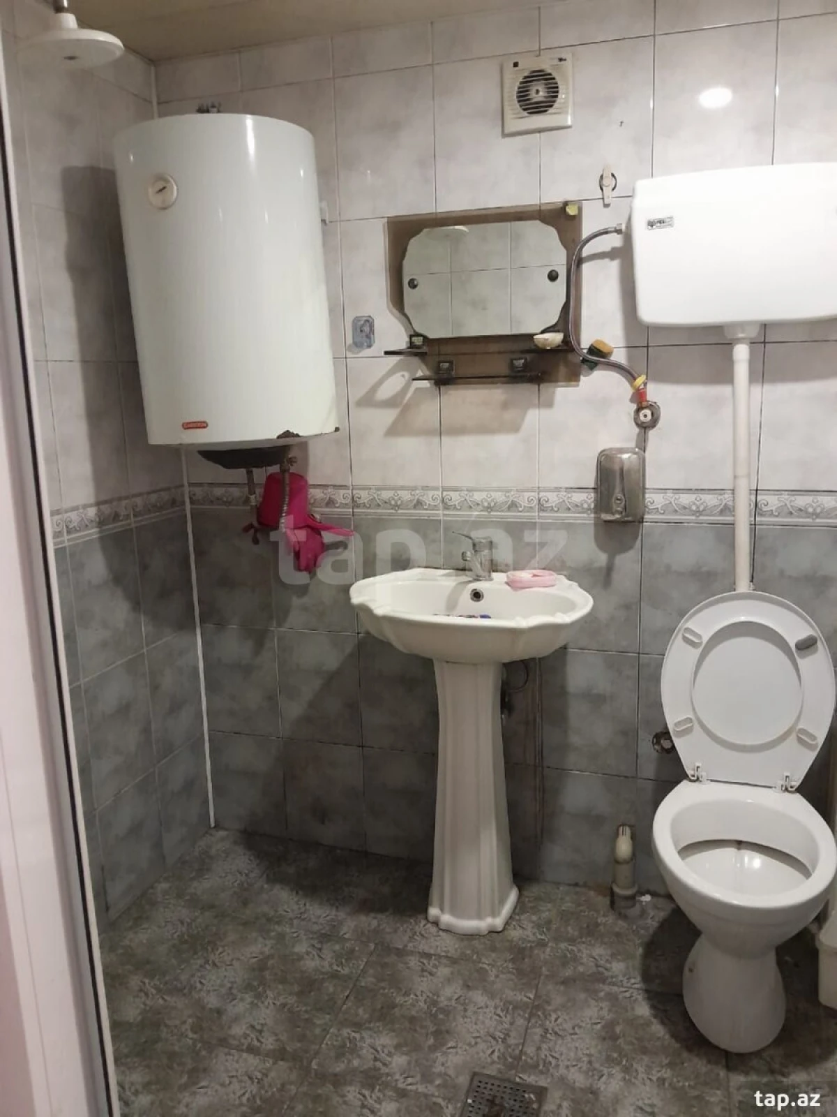 Kirayə verilir 3 otaqlı mənzil 60 m²
