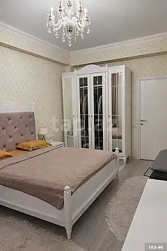 Satılır 3 otaqlı yeni tikili 95 m²