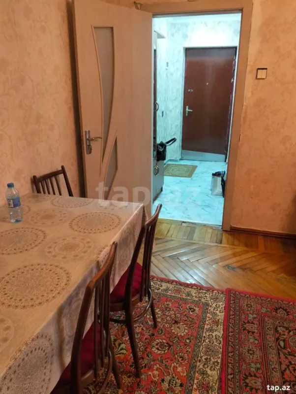 Kirayə verilir 2 otaqlı mənzil 60 m²