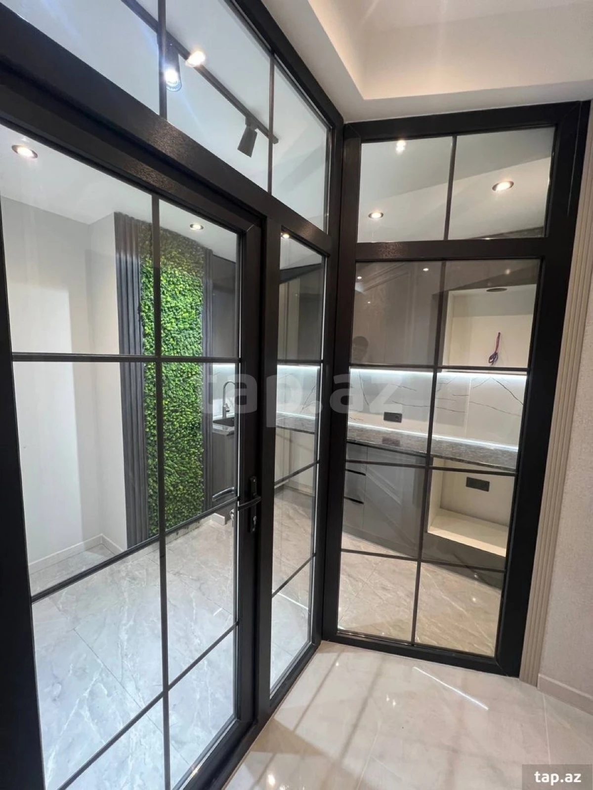 Satılır 2 otaqlı yeni tikili 62 m²