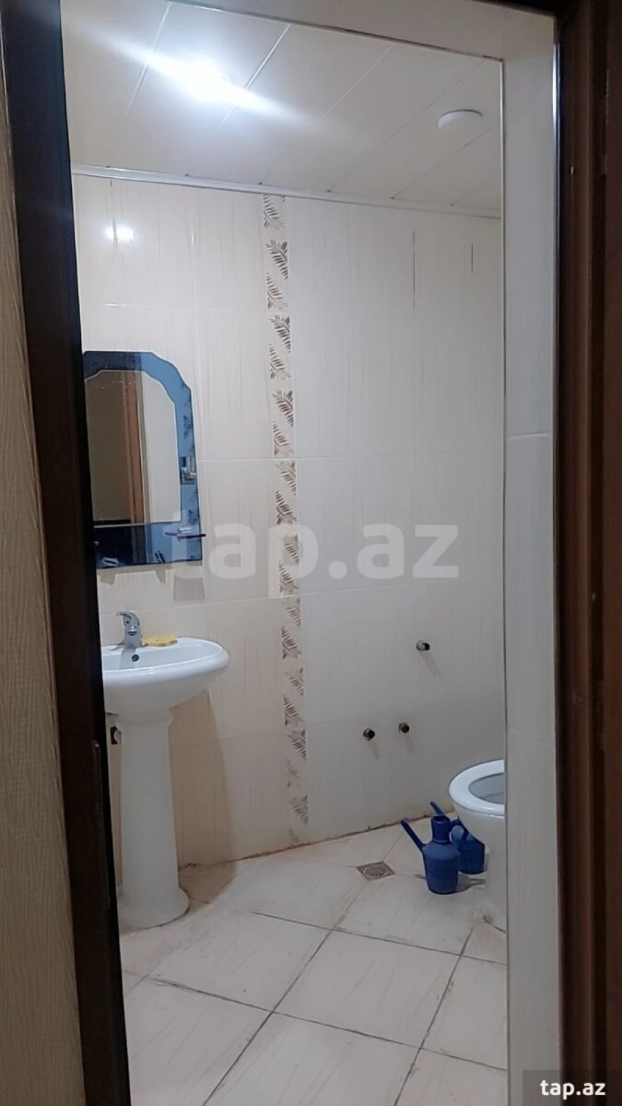 Kirayə verilir 4 otaqlı mənzil 200 m²