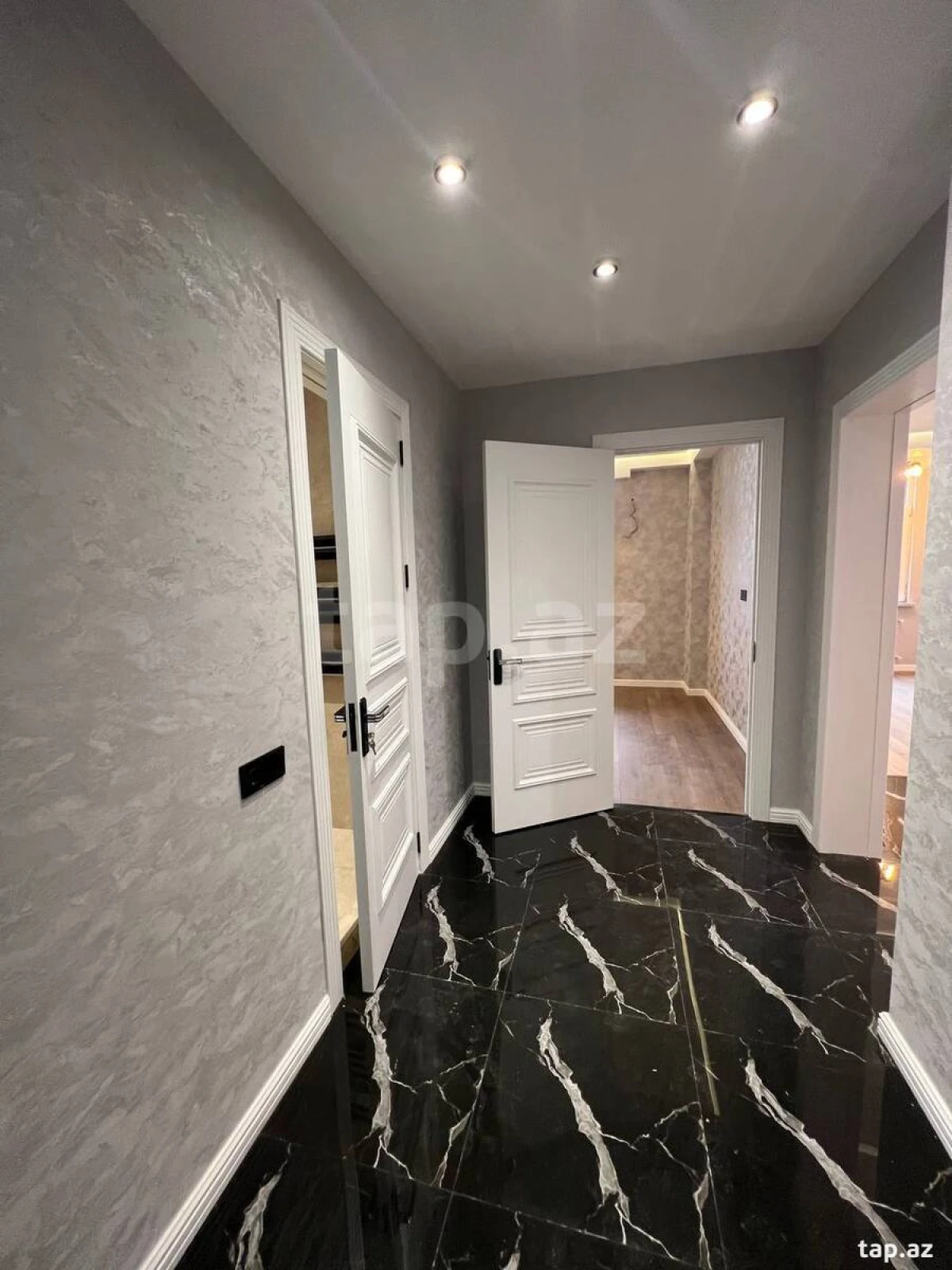 Satılır 2 otaqlı yeni tikili 61.37 m²