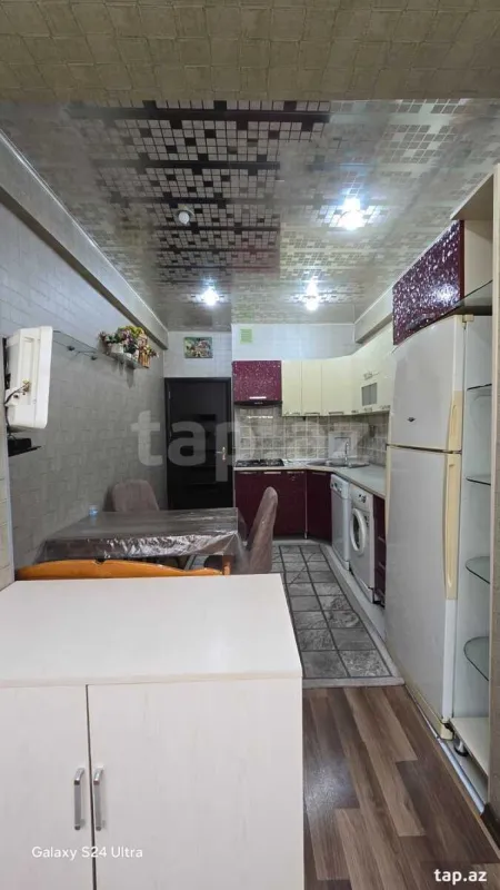 Satılır 3 otaqlı yeni tikili 83 m²