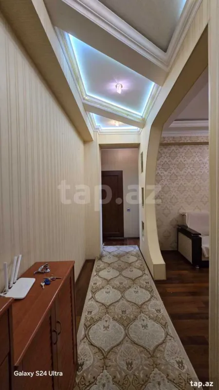 Satılır 3 otaqlı yeni tikili 83 m²