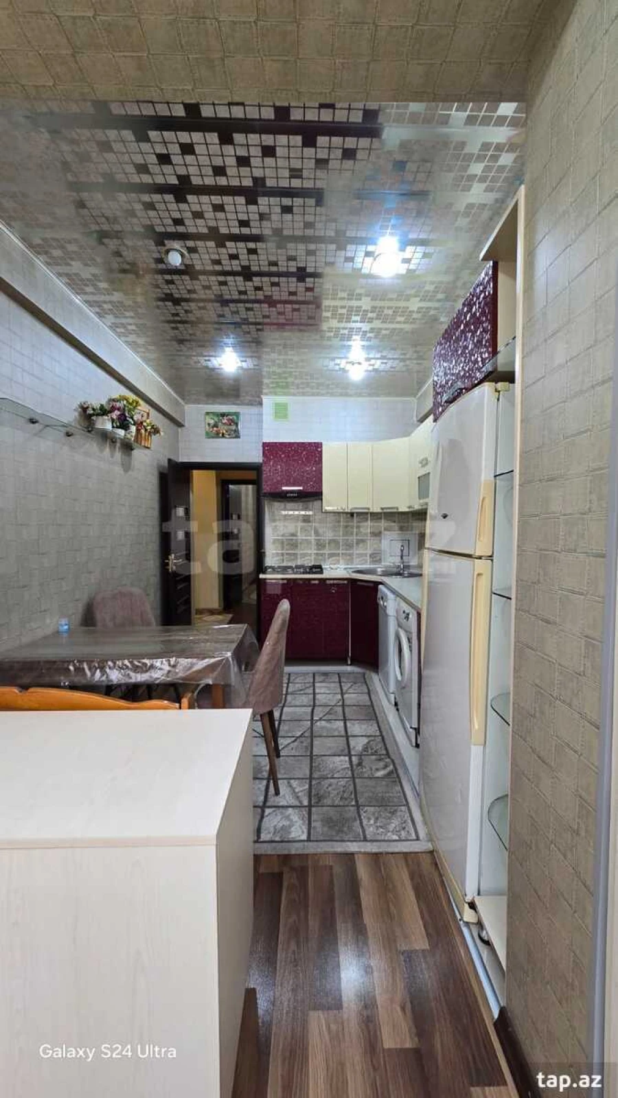Satılır 3 otaqlı yeni tikili 83 m²