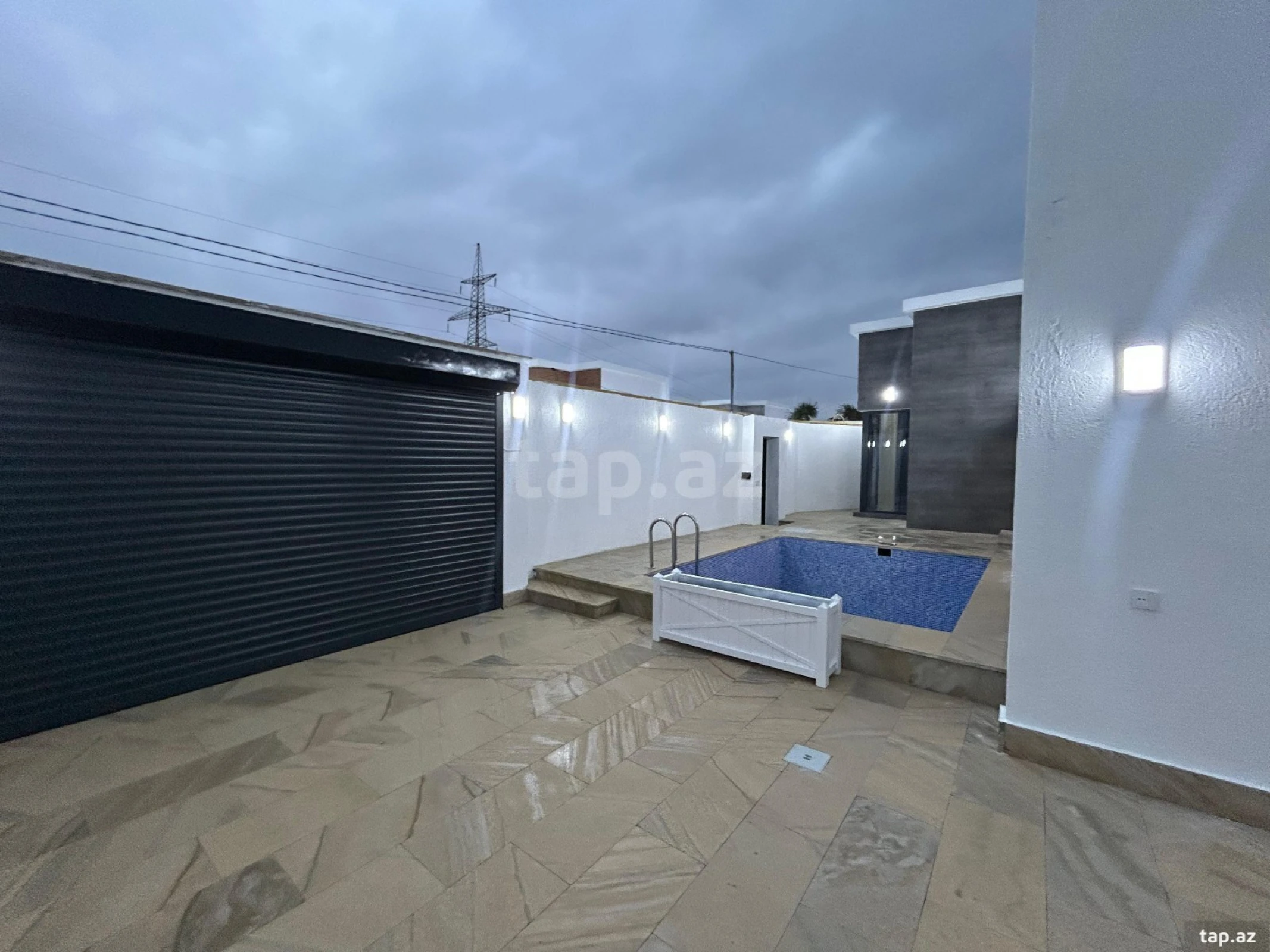 Satılır 4 otaqlı həyət evi 120 m²