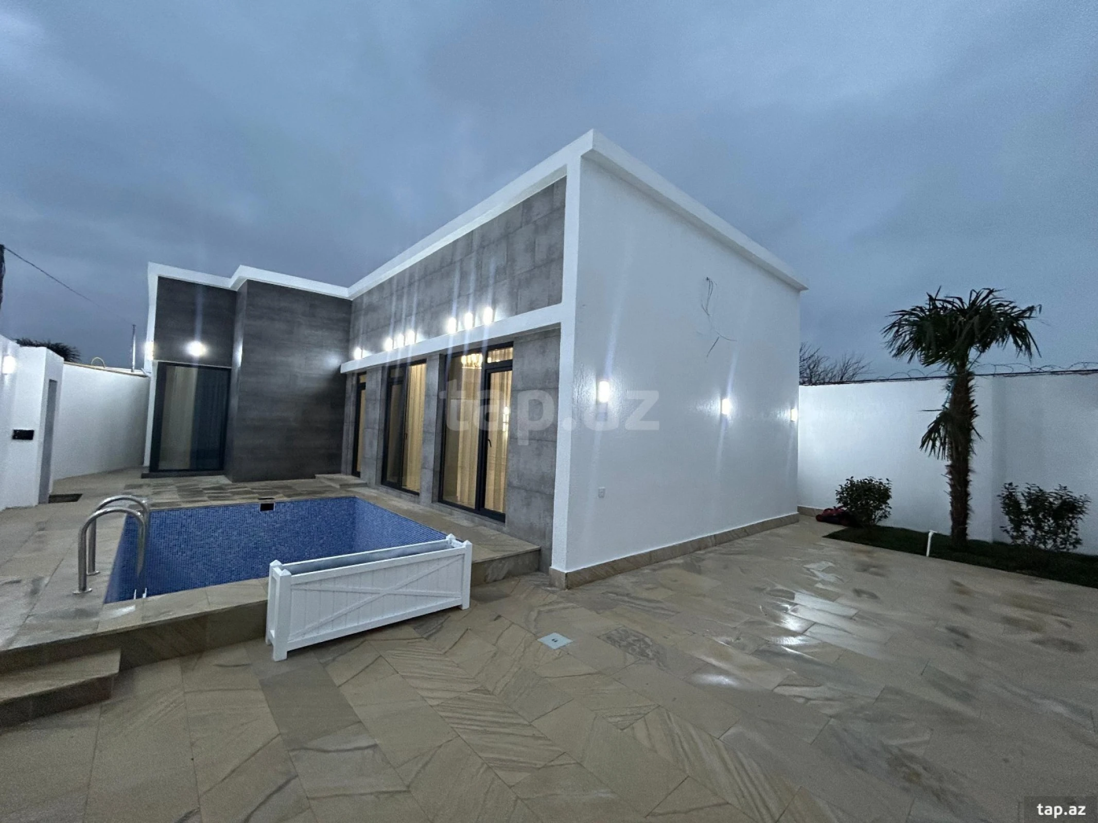 Satılır 4 otaqlı həyət evi 120 m²