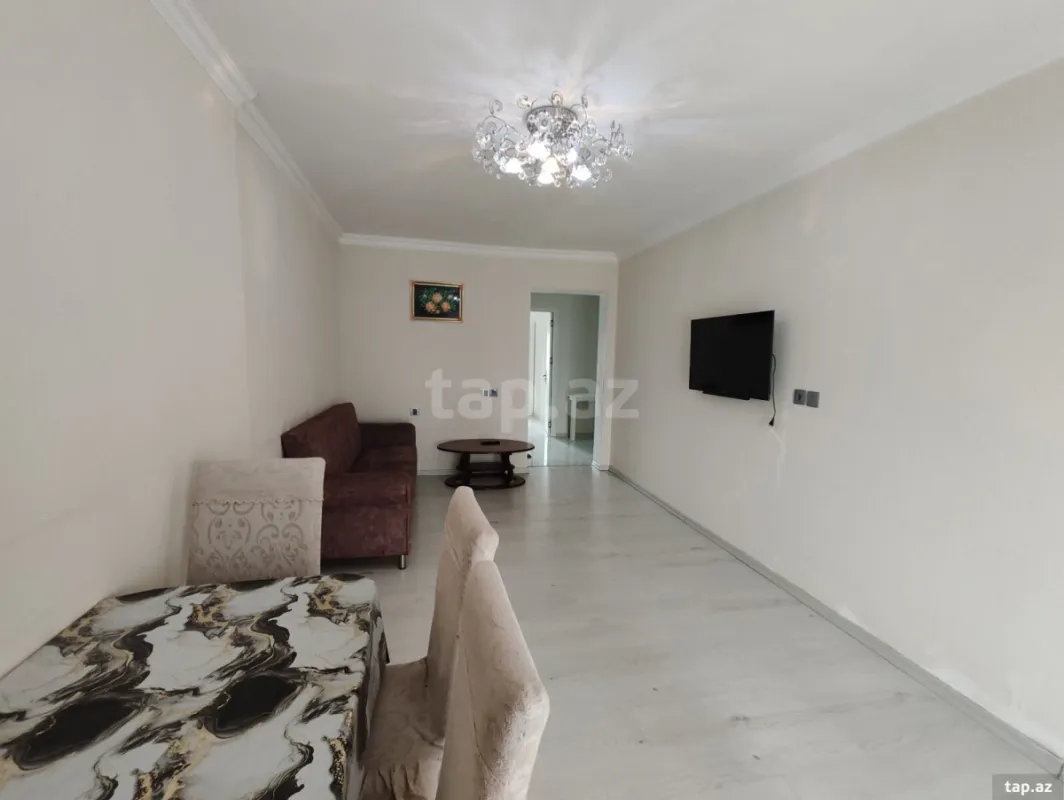 Kirayə verilir 3 otaqlı yeni tikili 75 m²