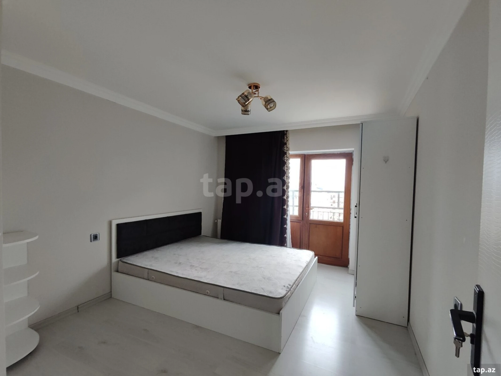 Kirayə verilir 3 otaqlı yeni tikili 75 m²