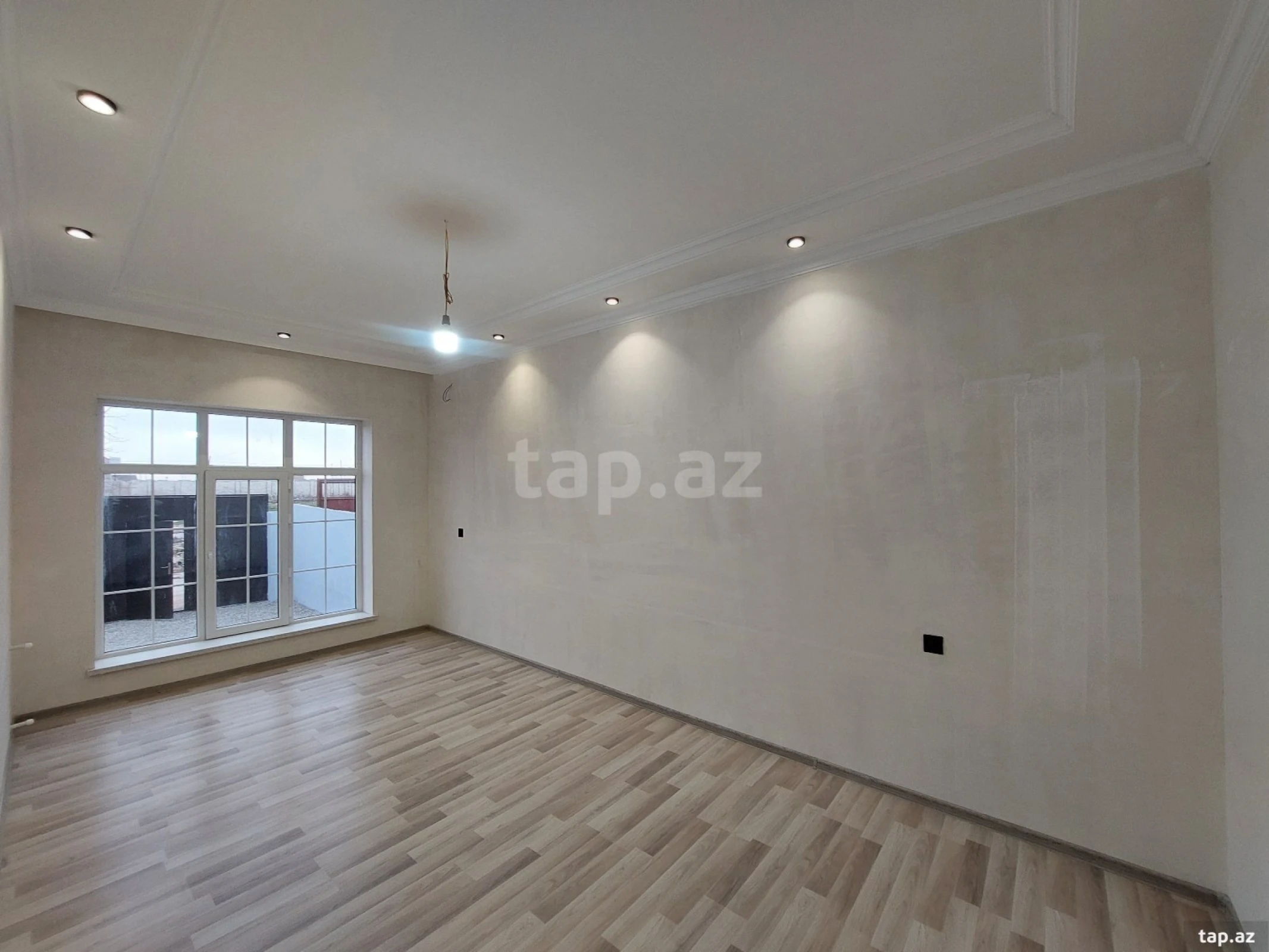 Satılır 3 otaqlı həyət evi