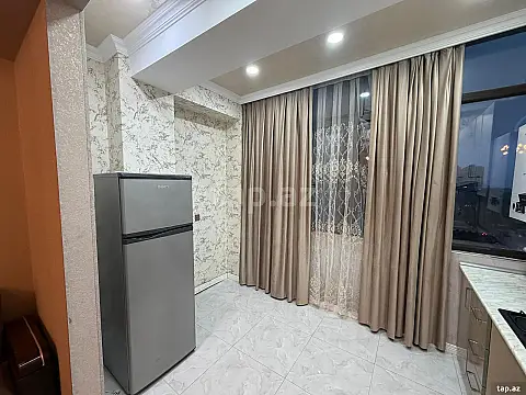 Kirayə verilir 2 otaqlı yeni tikili 70 m²
