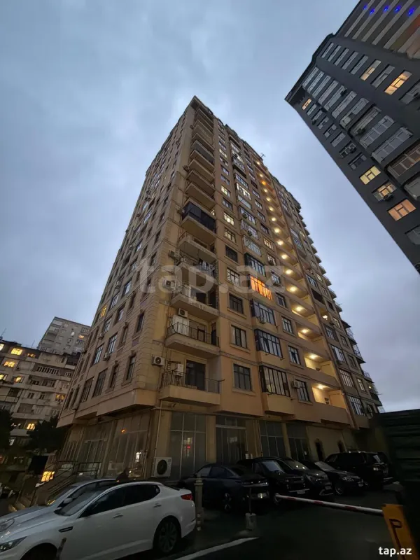 Kirayə verilir 2 otaqlı yeni tikili 70 m²