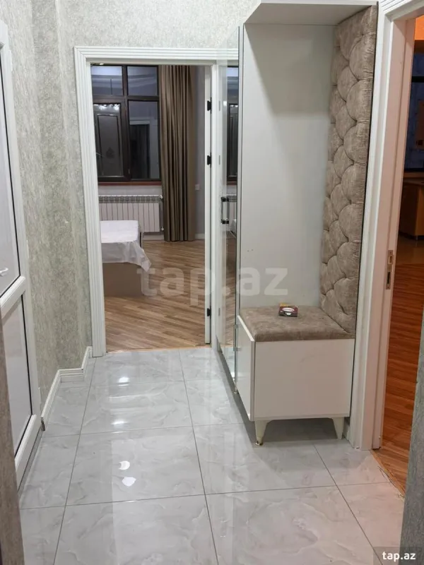 Kirayə verilir 2 otaqlı yeni tikili 70 m²