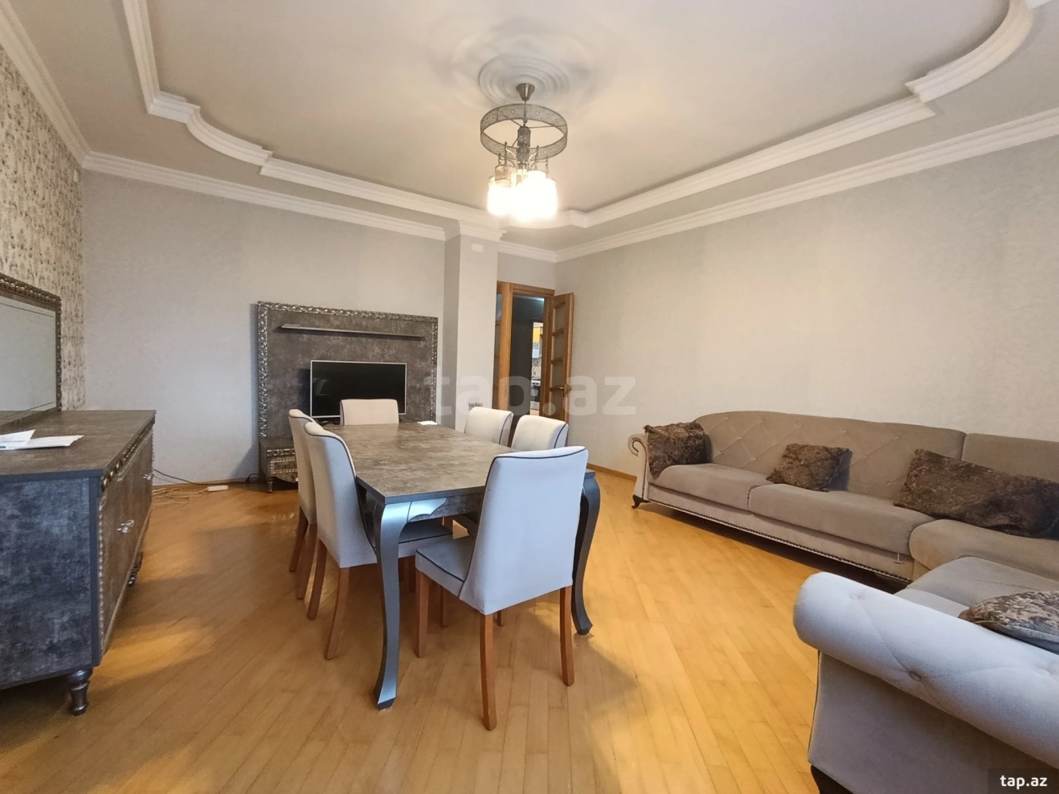 Kirayə verilir 3 otaqlı yeni tikili 134 m²