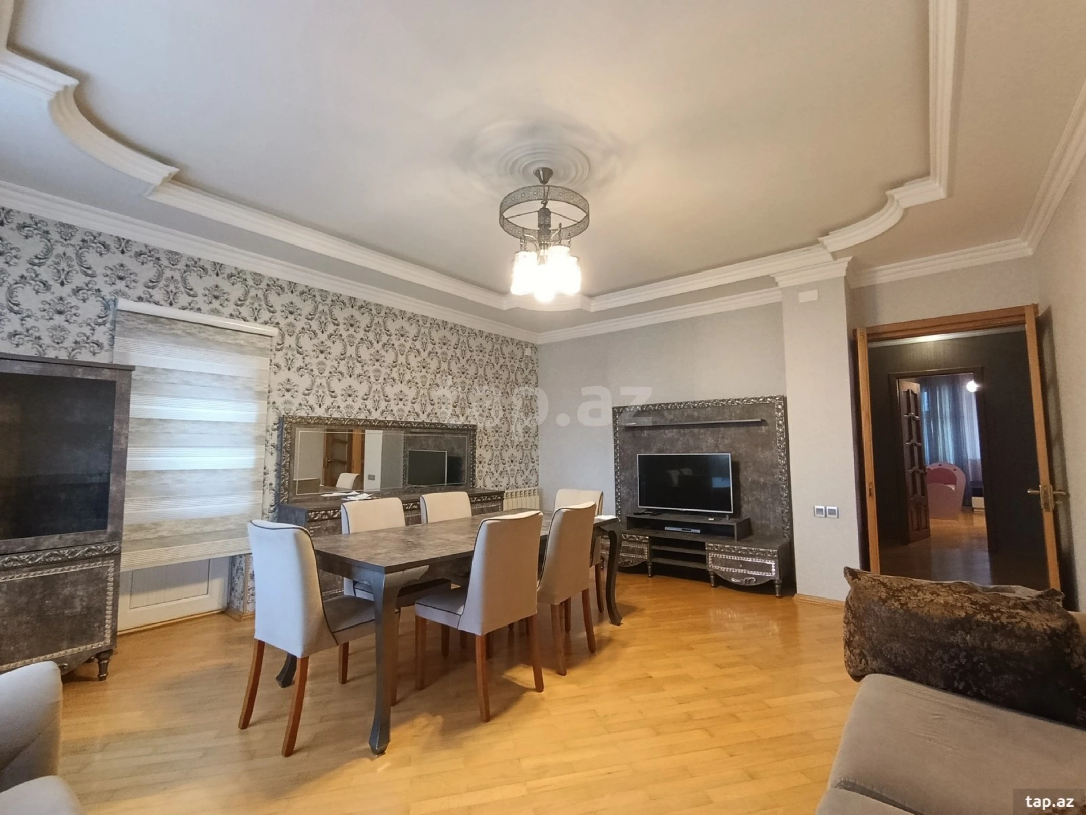Kirayə verilir 3 otaqlı yeni tikili 134 m²