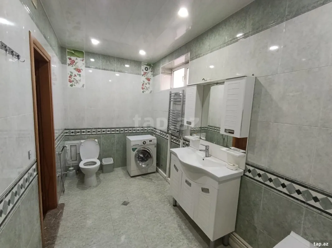 Kirayə verilir 3 otaqlı yeni tikili 134 m²