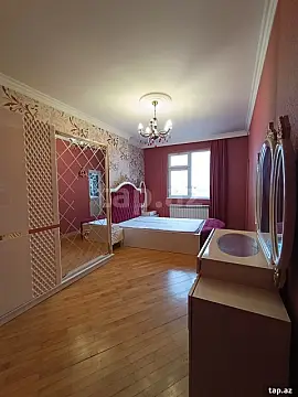 Kirayə verilir 3 otaqlı yeni tikili 134 m²