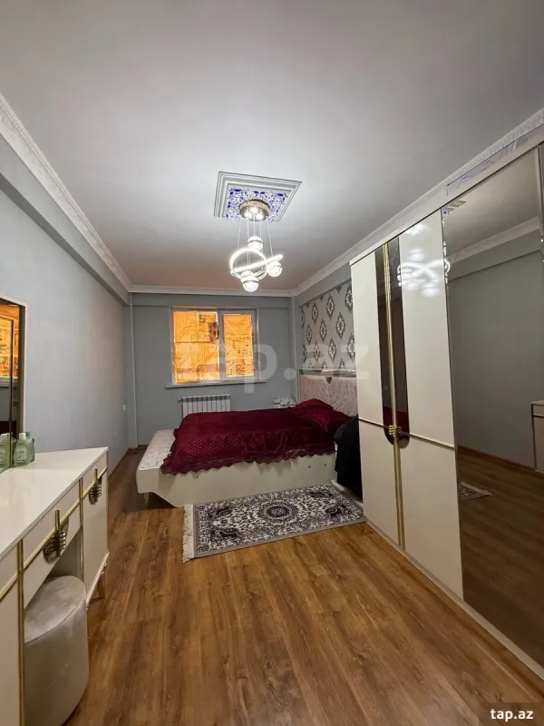 Satılır 3 otaqlı yeni tikili 128 m²