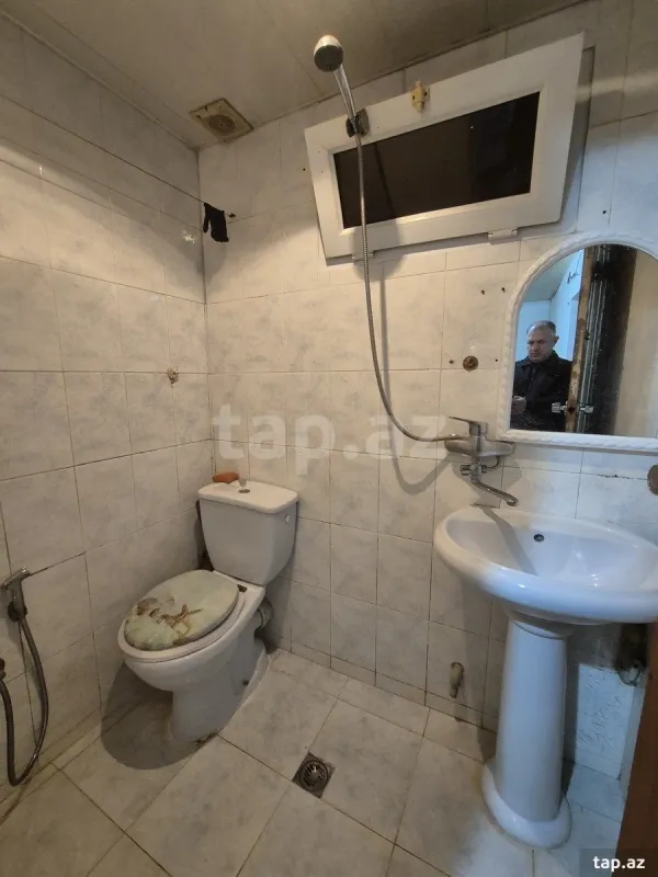 Kirayə verilir 2 otaqlı mənzil 60 m²