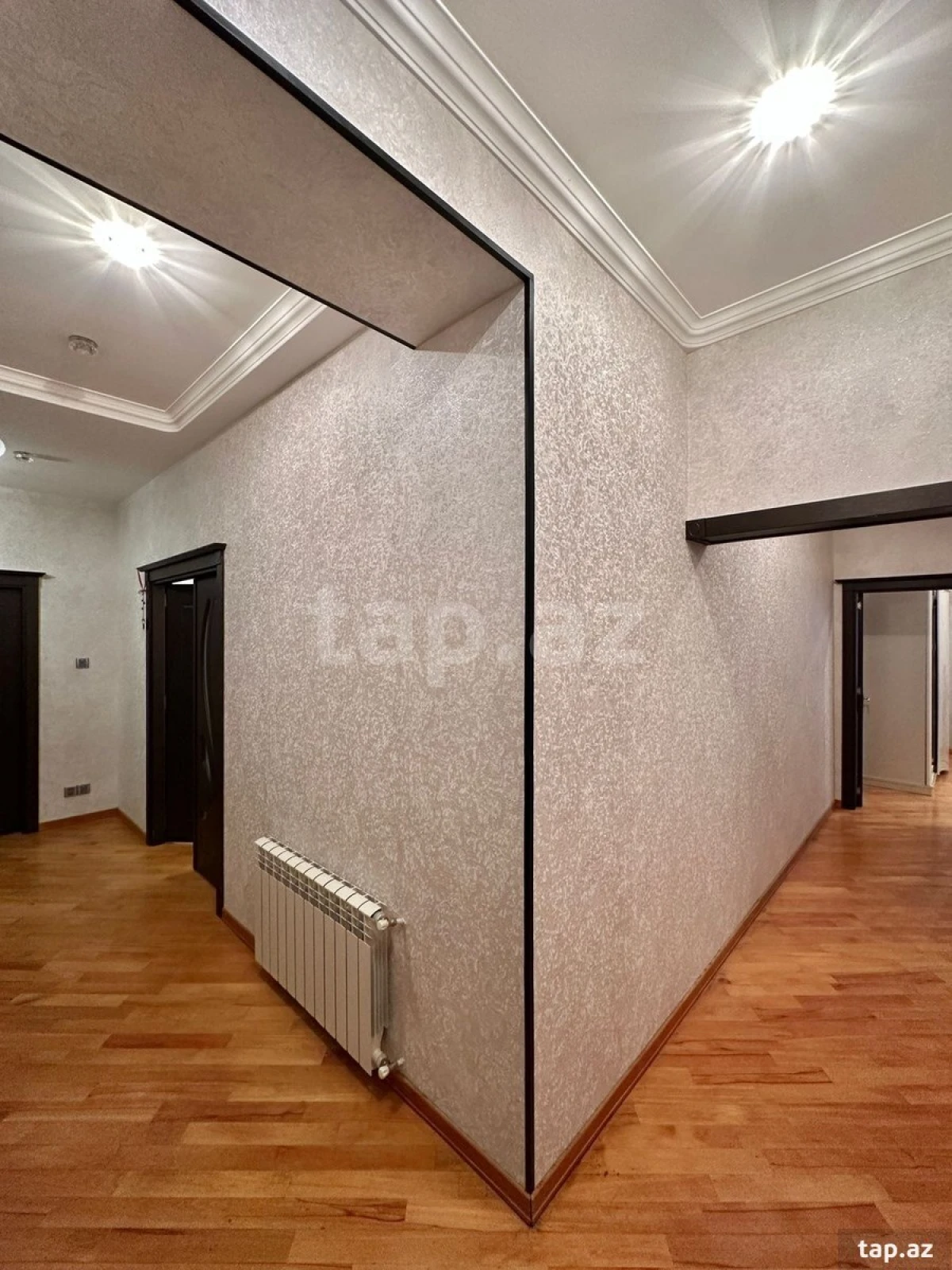 Satılır 3 otaqlı yeni tikili 139 m²