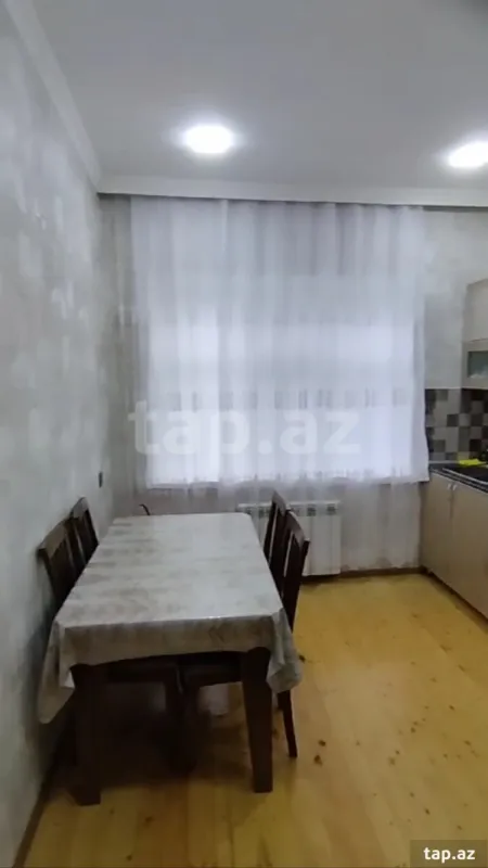 Kirayə verilir 3 otaqlı həyət evi