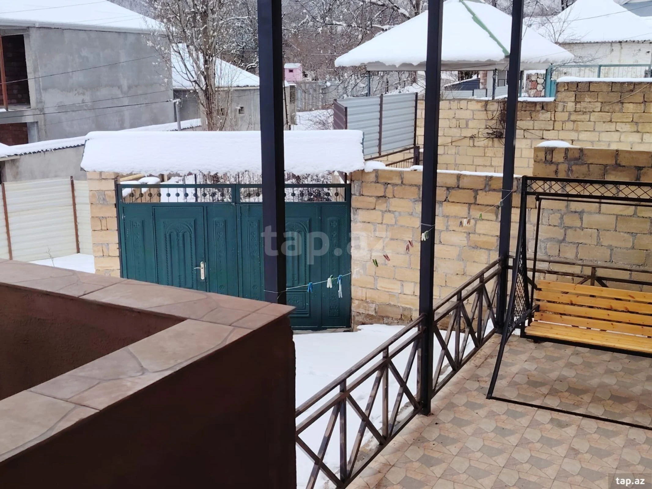 Kirayə verilir 3 otaqlı həyət evi