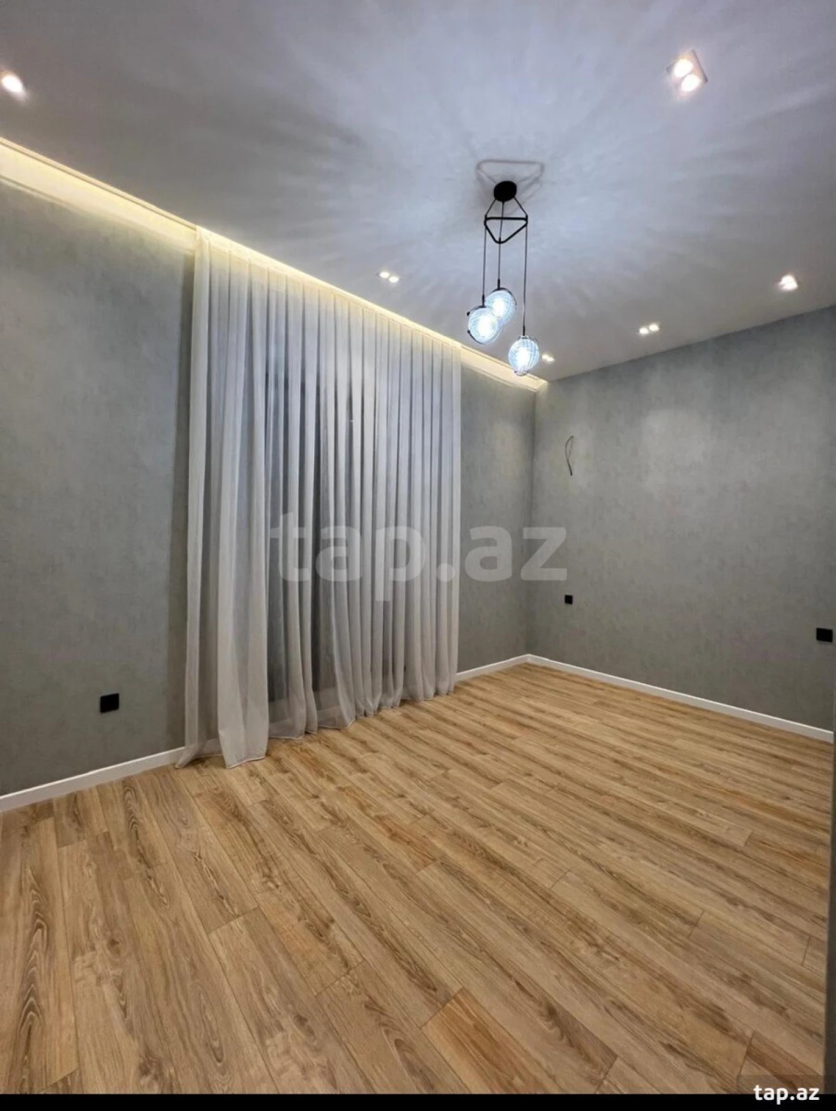 Satılır 3 otaqlı həyət evi