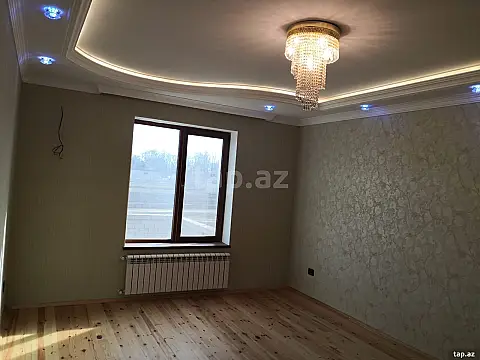 Satılır 5 otaqlı həyət evi