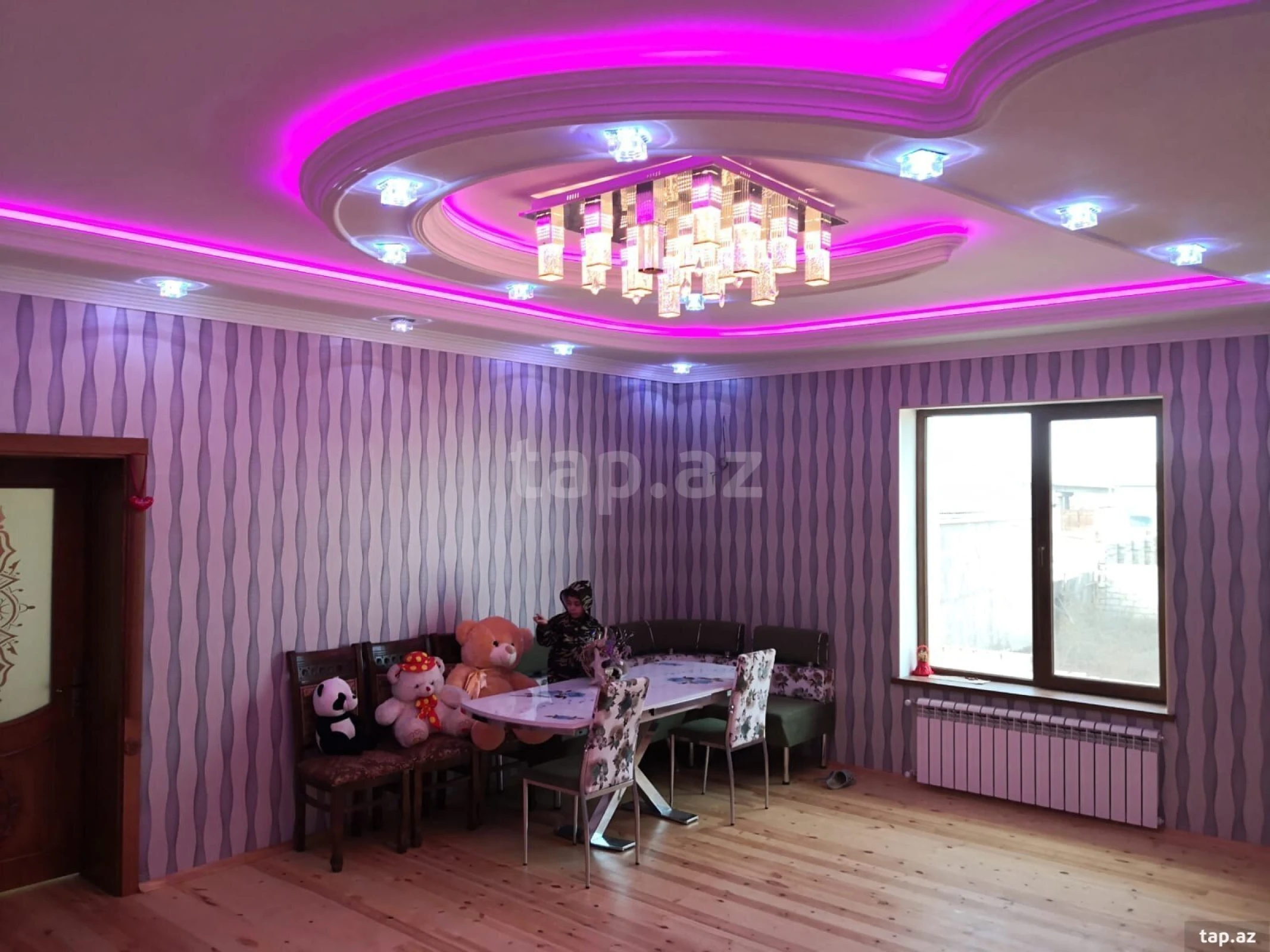 Satılır 5 otaqlı həyət evi
