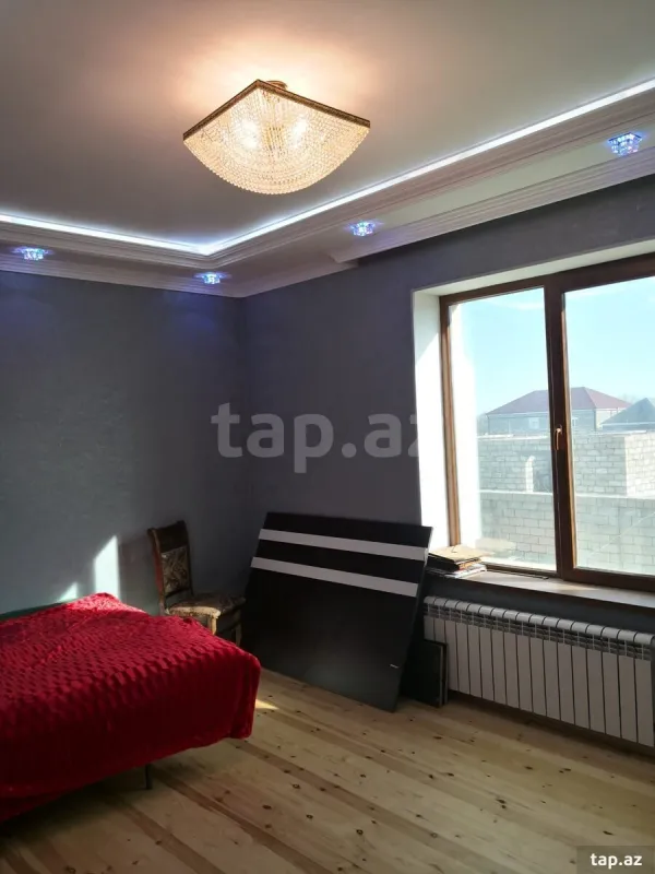 Satılır 5 otaqlı həyət evi