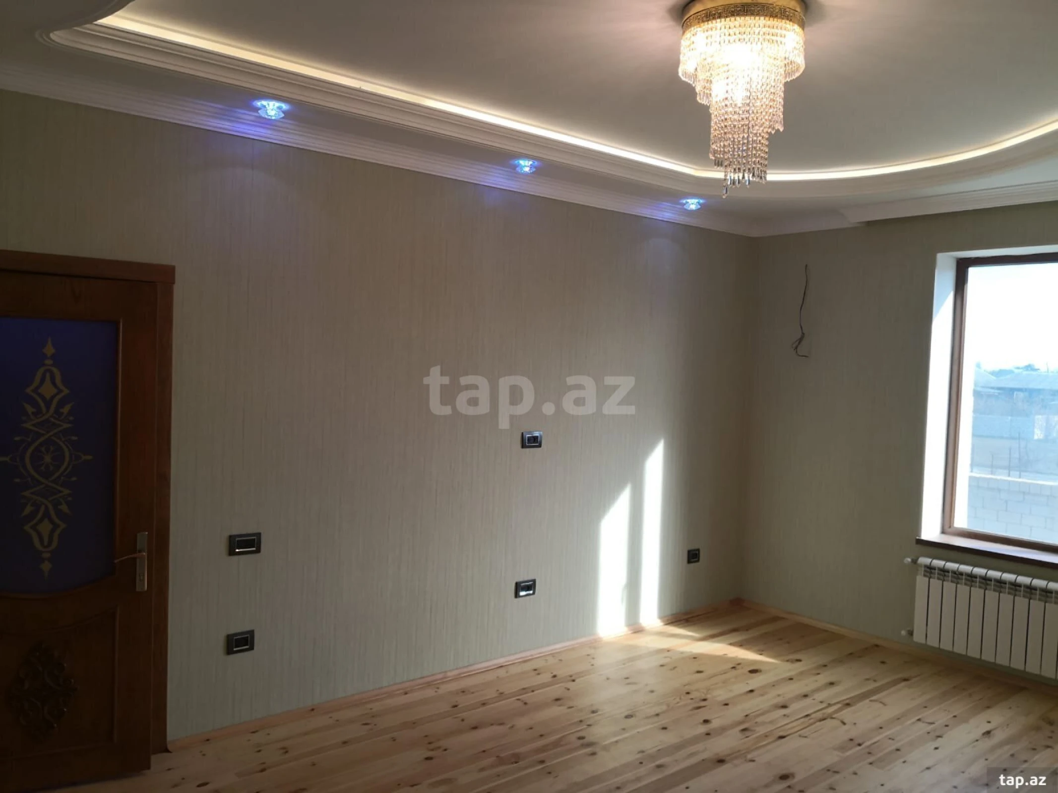 Satılır 5 otaqlı həyət evi