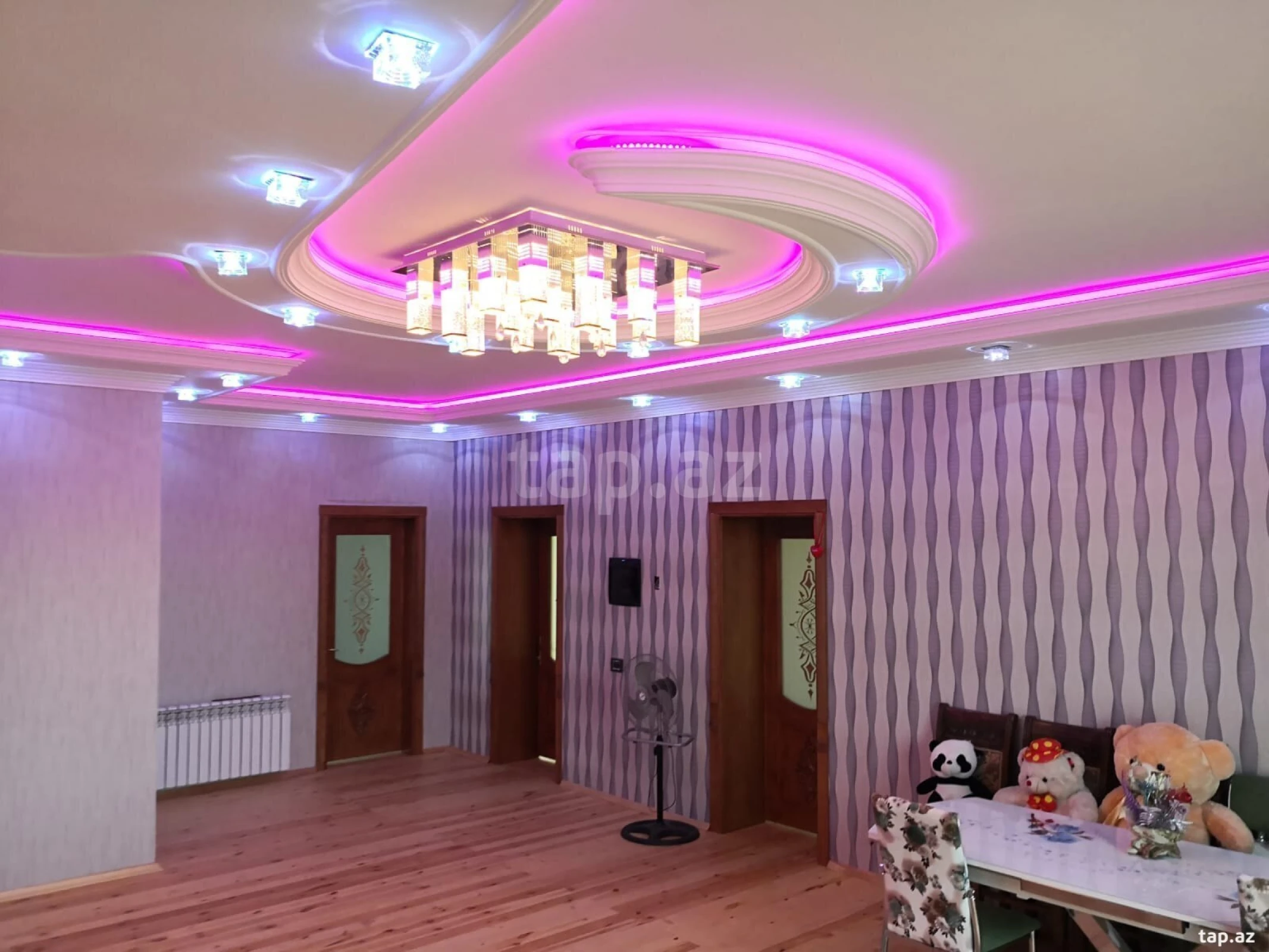 Satılır 5 otaqlı həyət evi