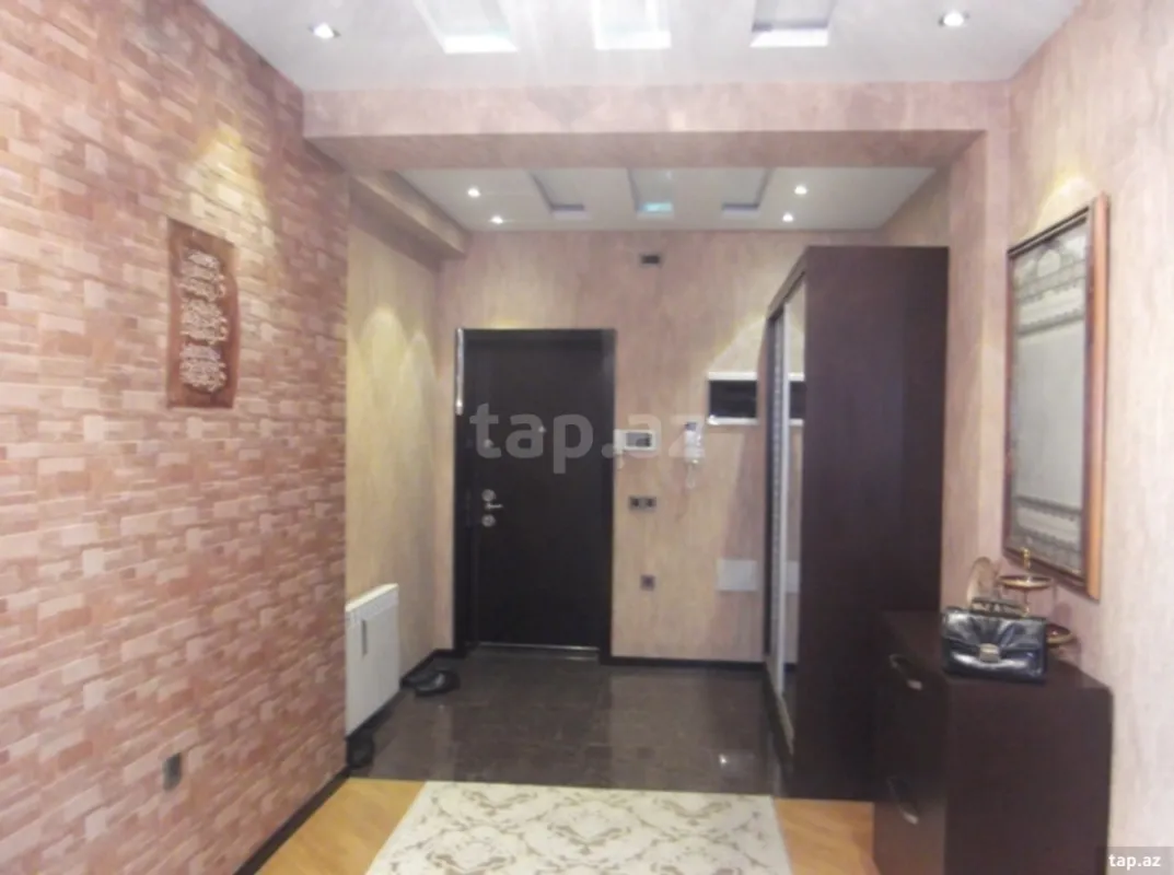 Satılır 5 otaqlı yeni tikili 260 m²