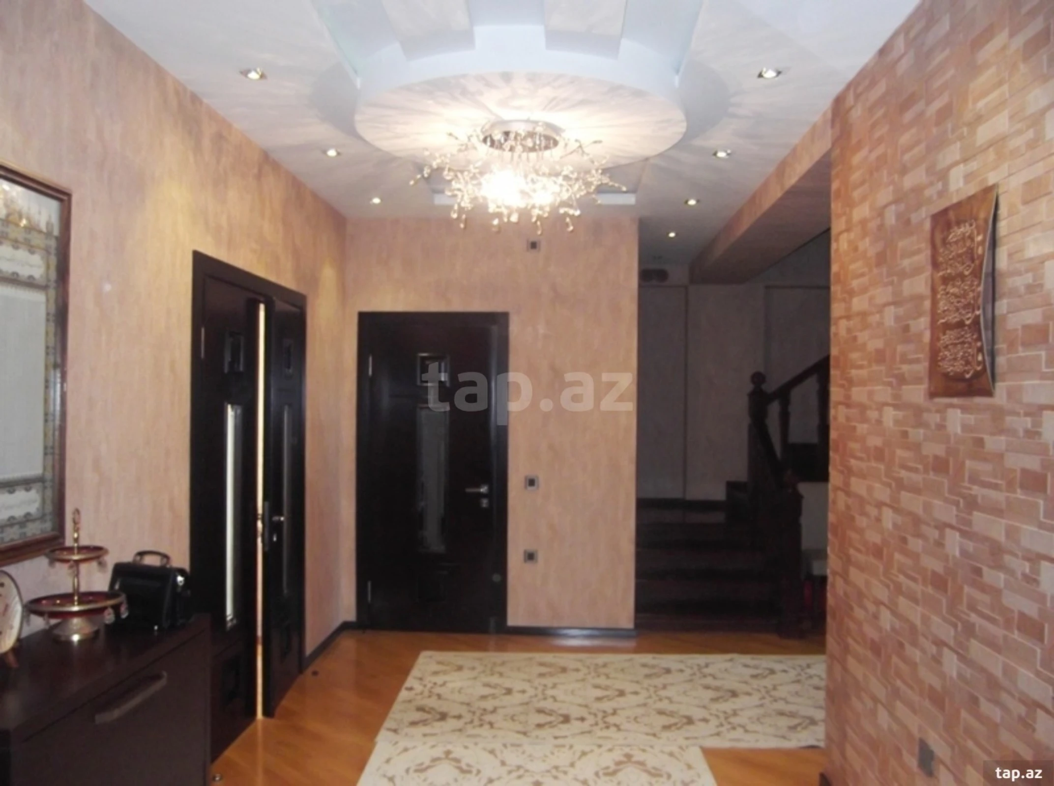 Satılır 5 otaqlı yeni tikili 260 m²
