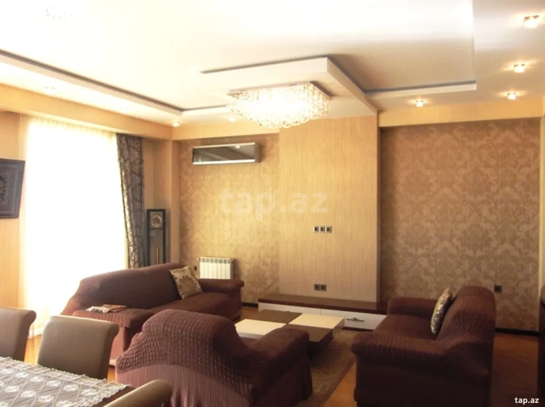 Satılır 5 otaqlı yeni tikili 260 m²