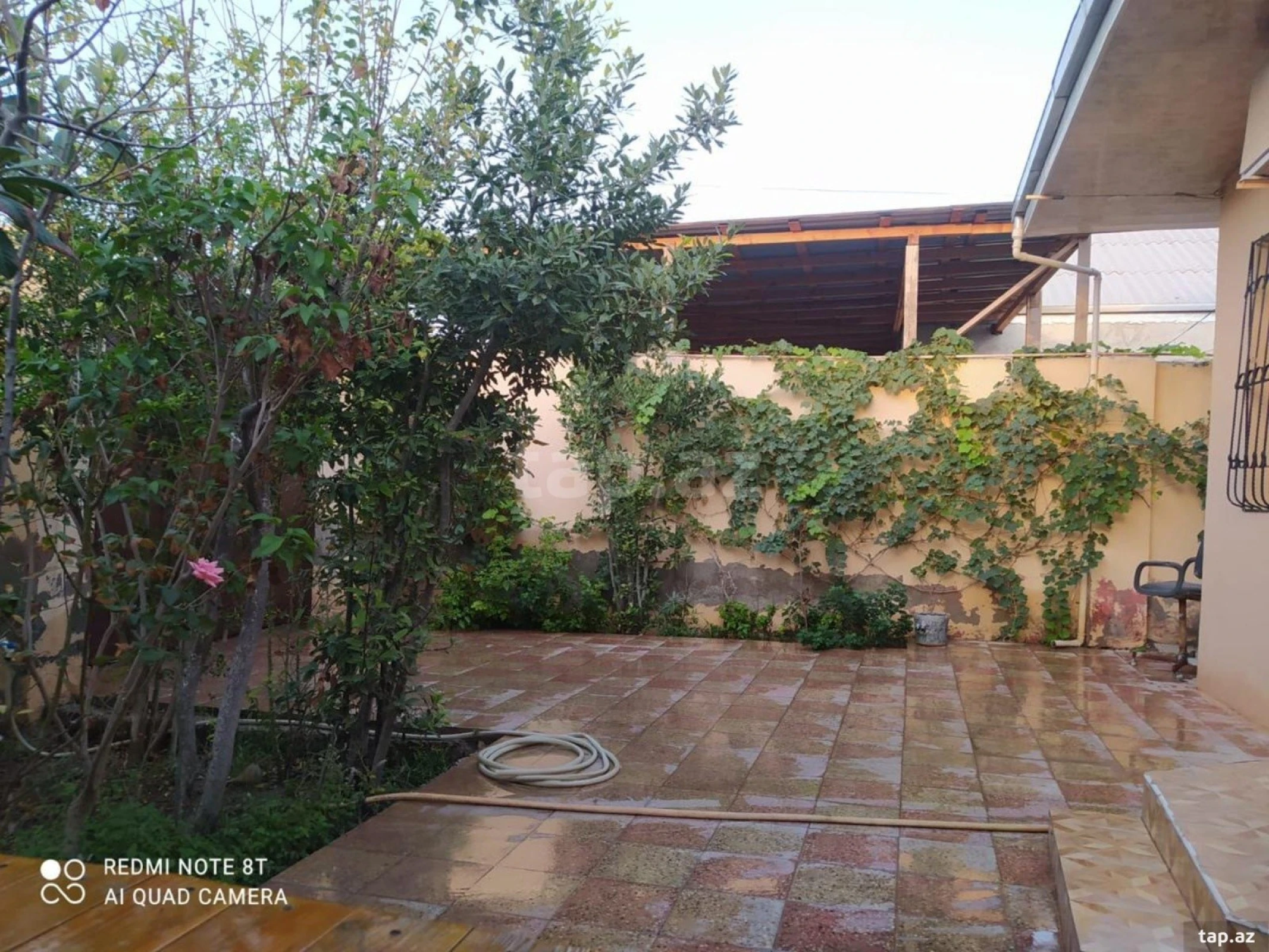 Satılır 3 otaqlı həyət evi