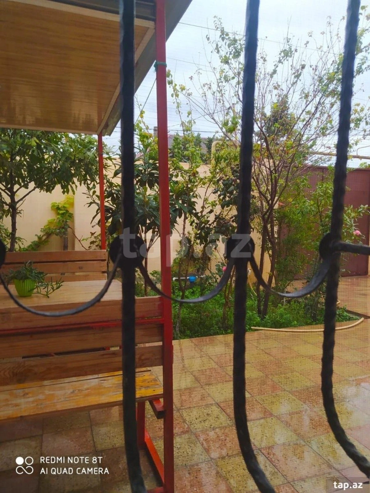 Satılır 3 otaqlı həyət evi