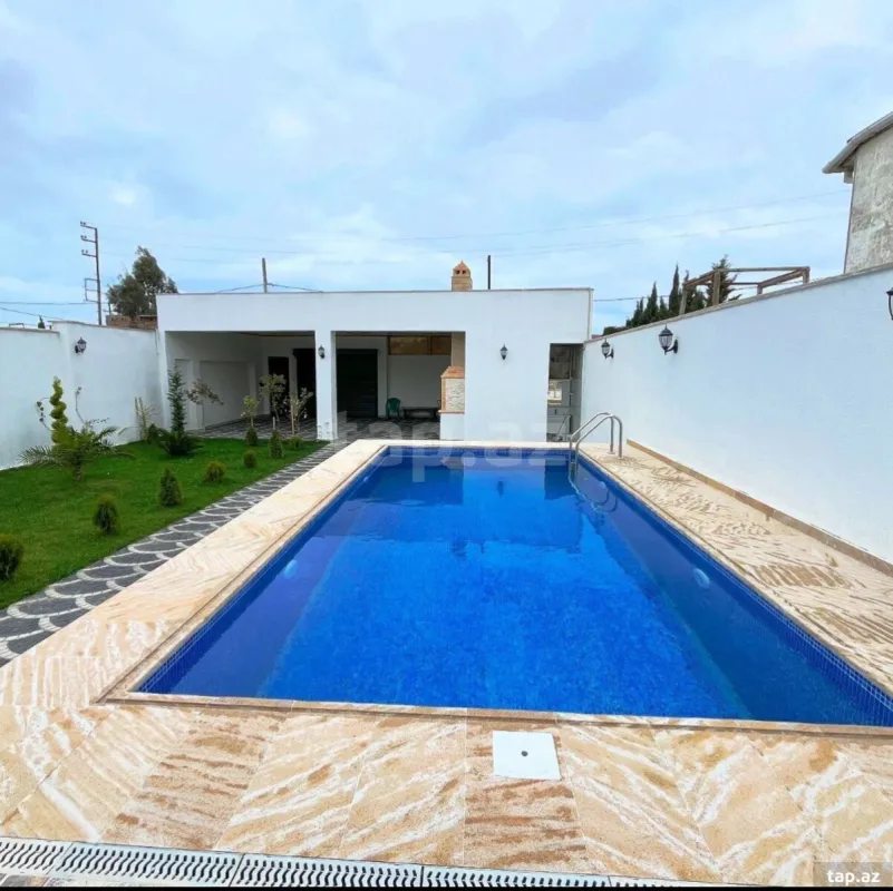 Satılır 3 otaqlı həyət evi