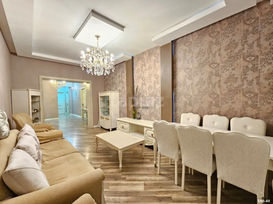 Satılır 4 otaqlı yeni tikili 136 m²