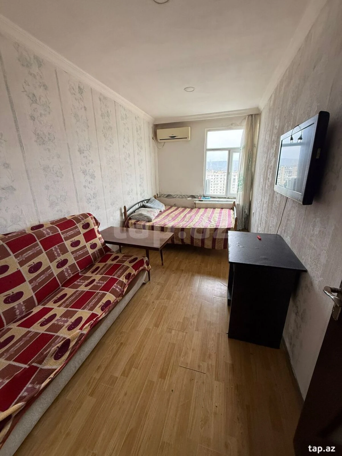 Kirayə verilir 2 otaqlı yeni tikili 70 m²