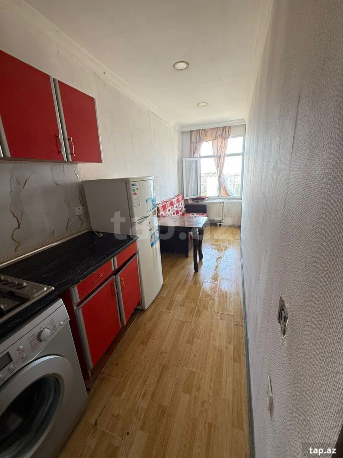 Kirayə verilir 2 otaqlı yeni tikili 70 m²
