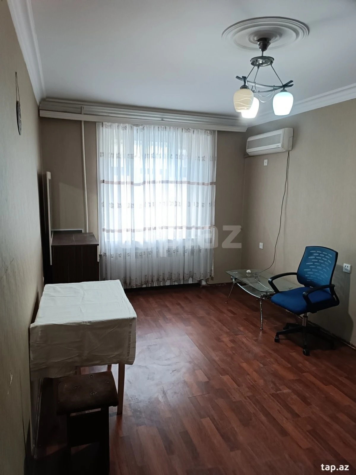 Kirayə verilir 2 otaqlı mənzil 60 m²