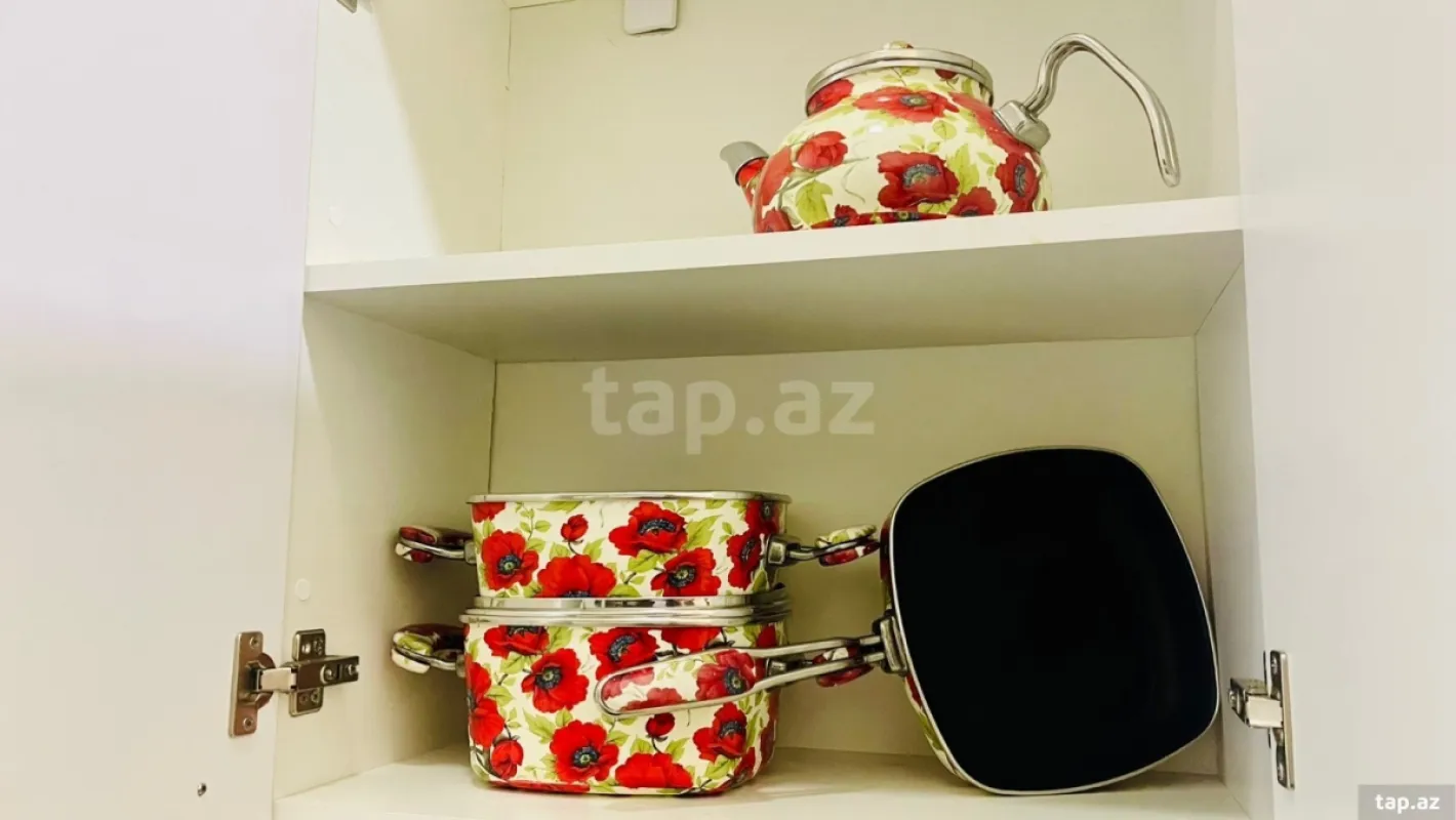 Kirayə verilir 2 otaqlı mənzil 65 m²