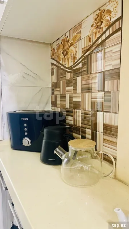 Kirayə verilir 2 otaqlı mənzil 65 m²